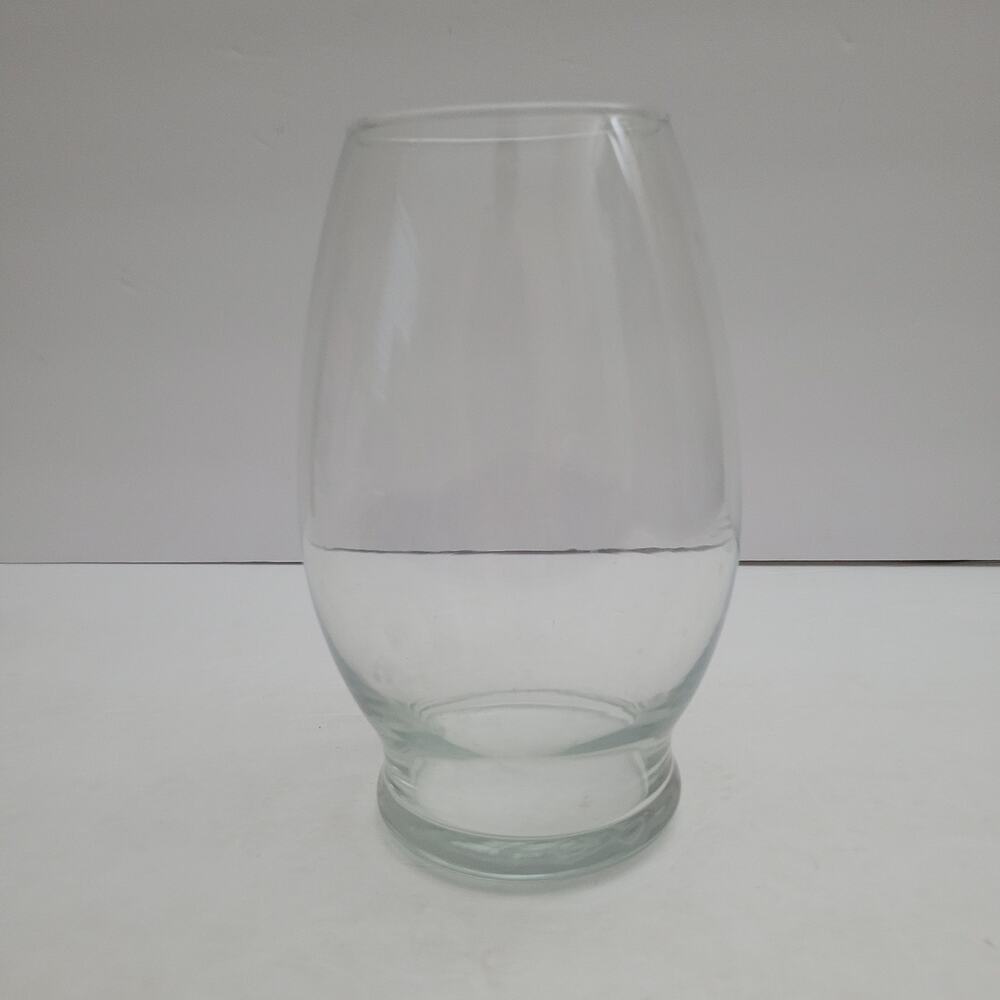 Serene Hurricane Glass Lantern